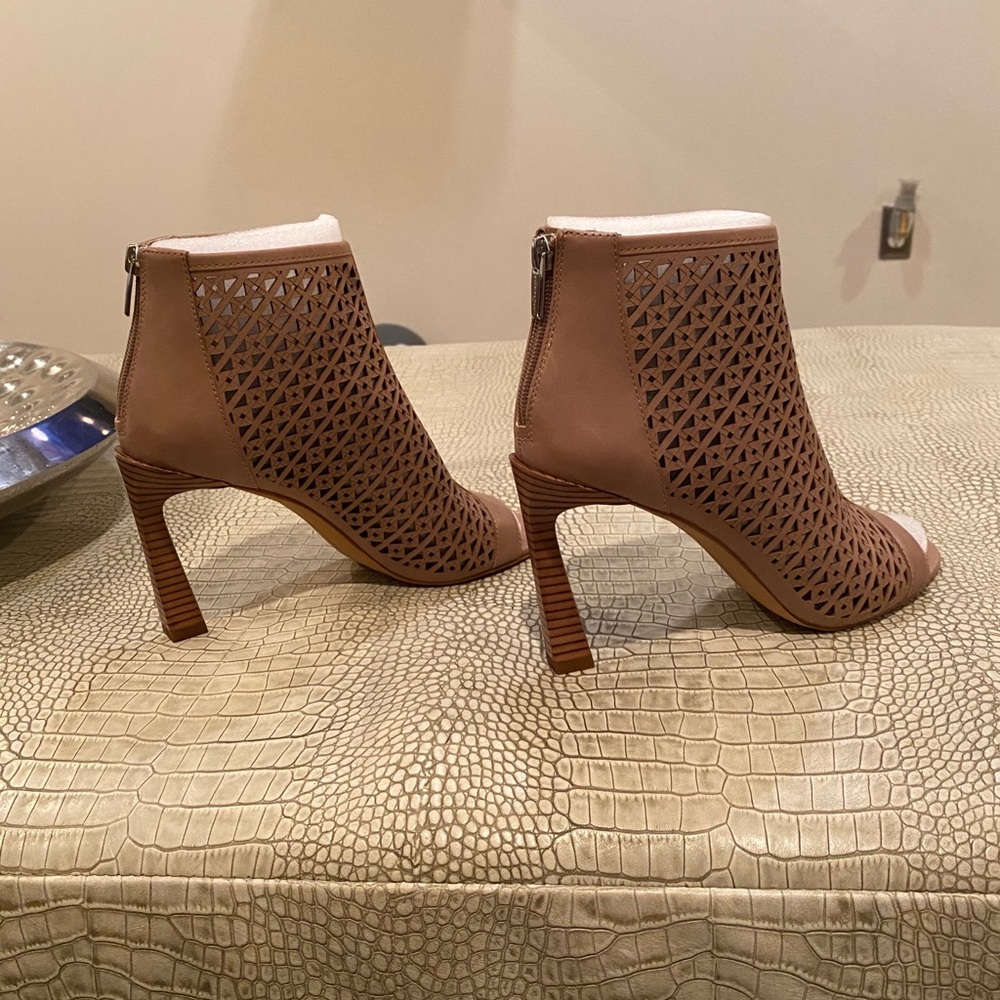 Tan booties - Picture 2 of 5